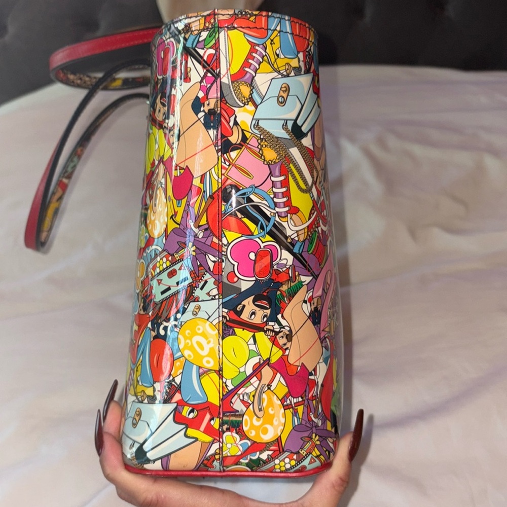SUPER UNIQUE CHRISTIAN LOUBOUTIN Patent Calfskin Print Cabata Tote- Multicolor - Picture 7 of 17